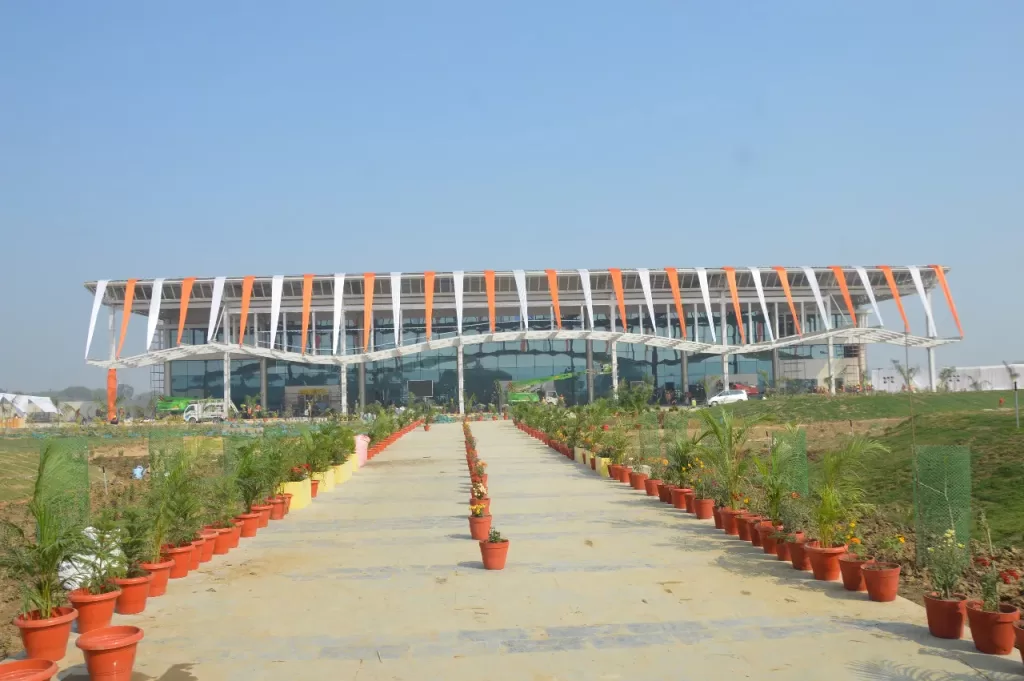 Bamrauli airport prayagraj