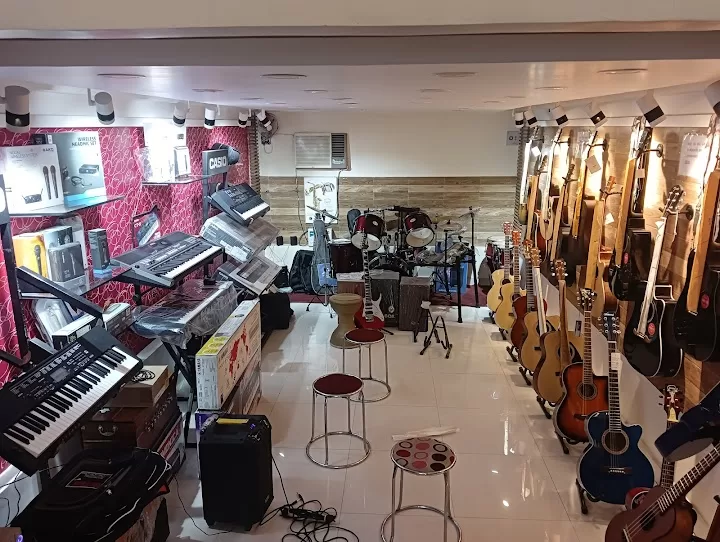 Octave – The Exclusive Musical Instruments Showroom