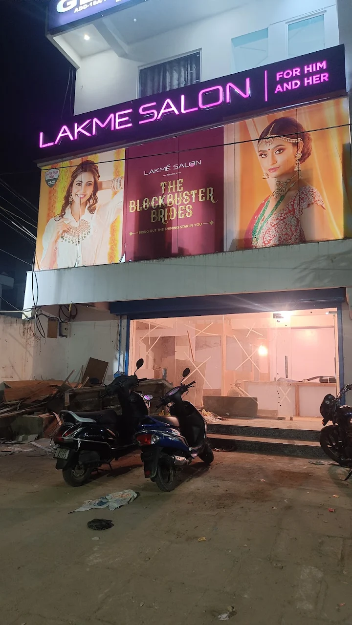 Lakme Salon, Georgetown Prayagraj