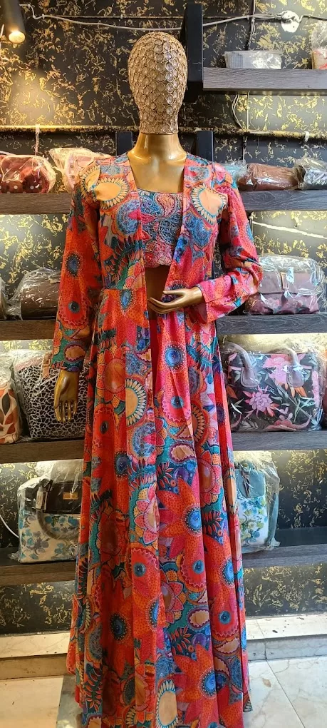 Aahna Collection, Women’s Collections, Old Katra, Prayagraj