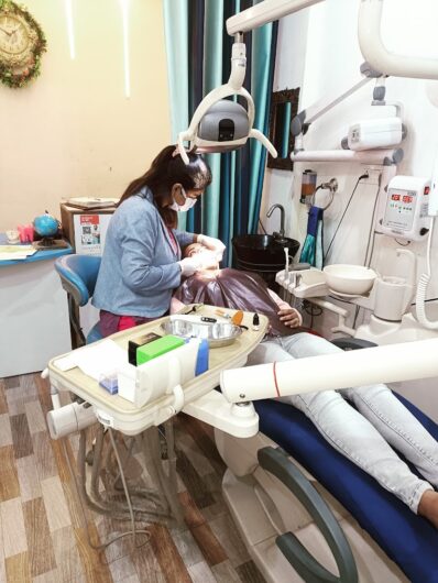 Dr Priyam Dental Hospital Prayagraj