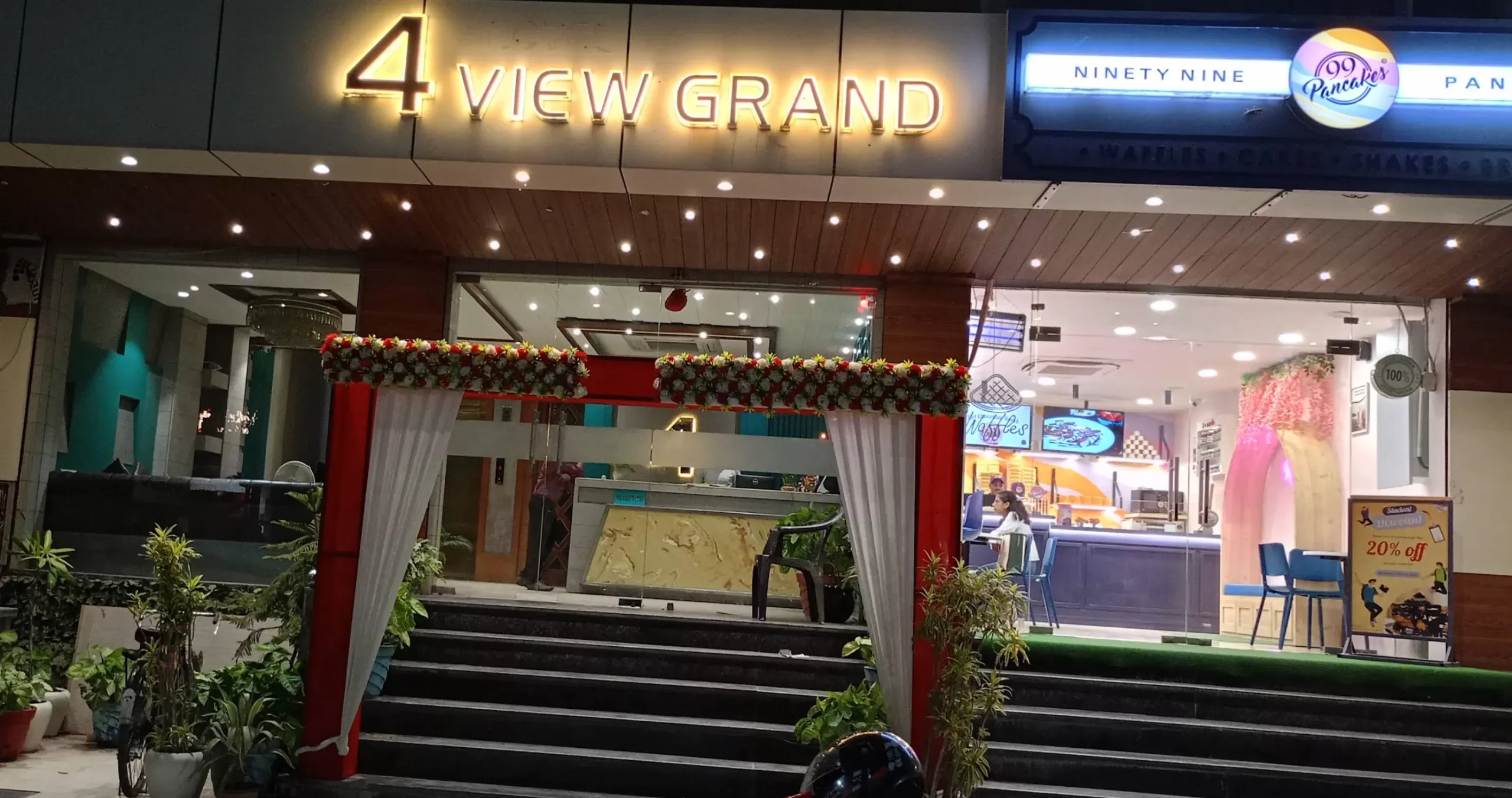 Hotel Four View Grand Prayagraj