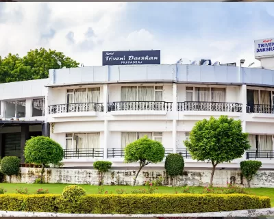 Hotel-Triveni-Darshan-Prayagraj-Rooms