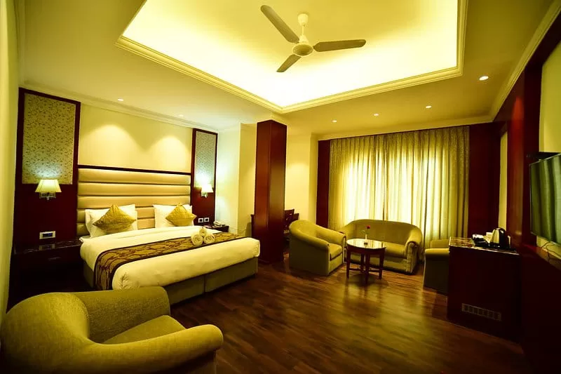 Hotel Milan Palace Prayagraj