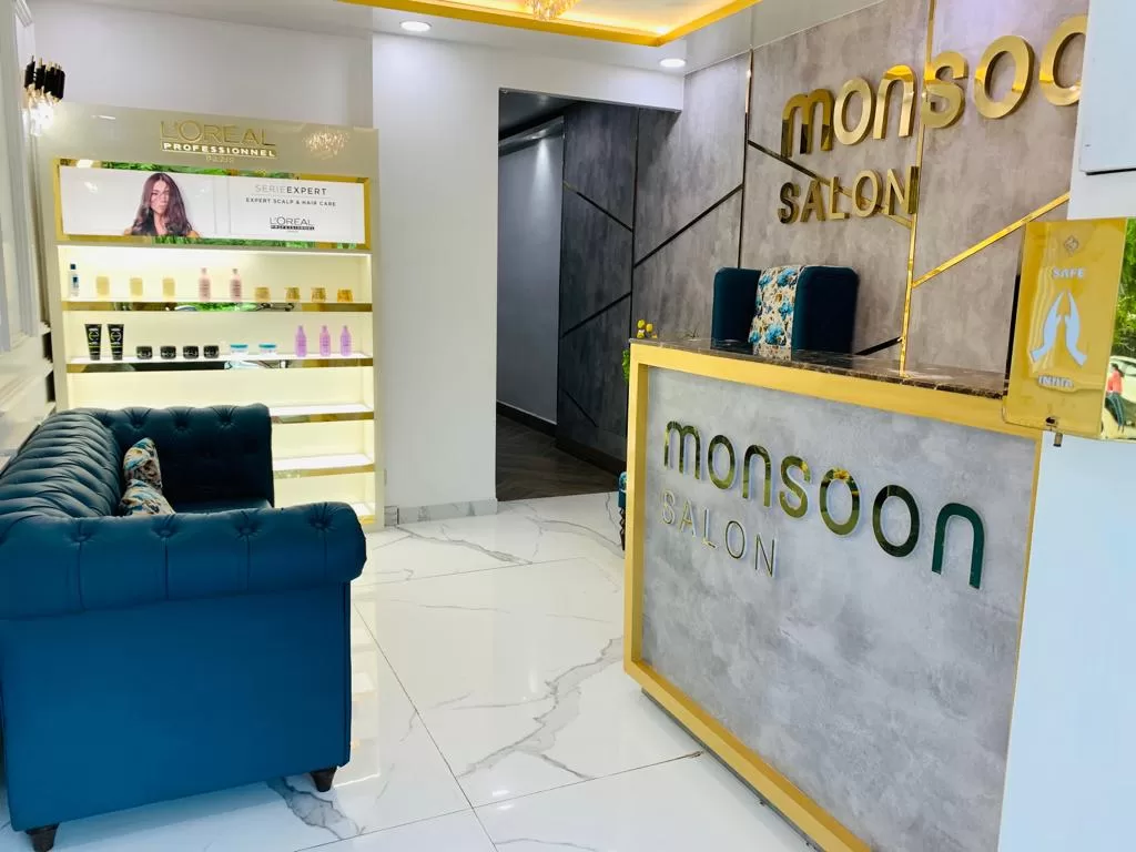 Monsoon Salon, Civil Lines prayagraj