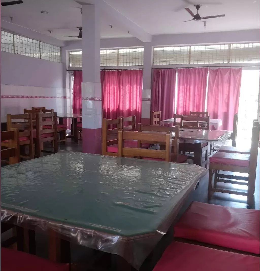 SAJEEVAN Restaurant Prayagraj