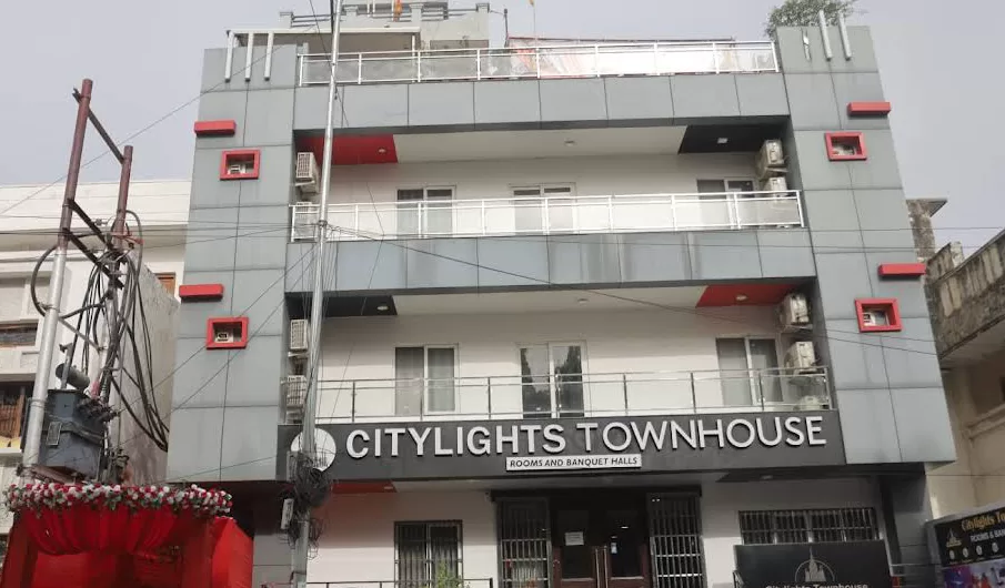 Citylights Townhouse Hotel Prayagraj