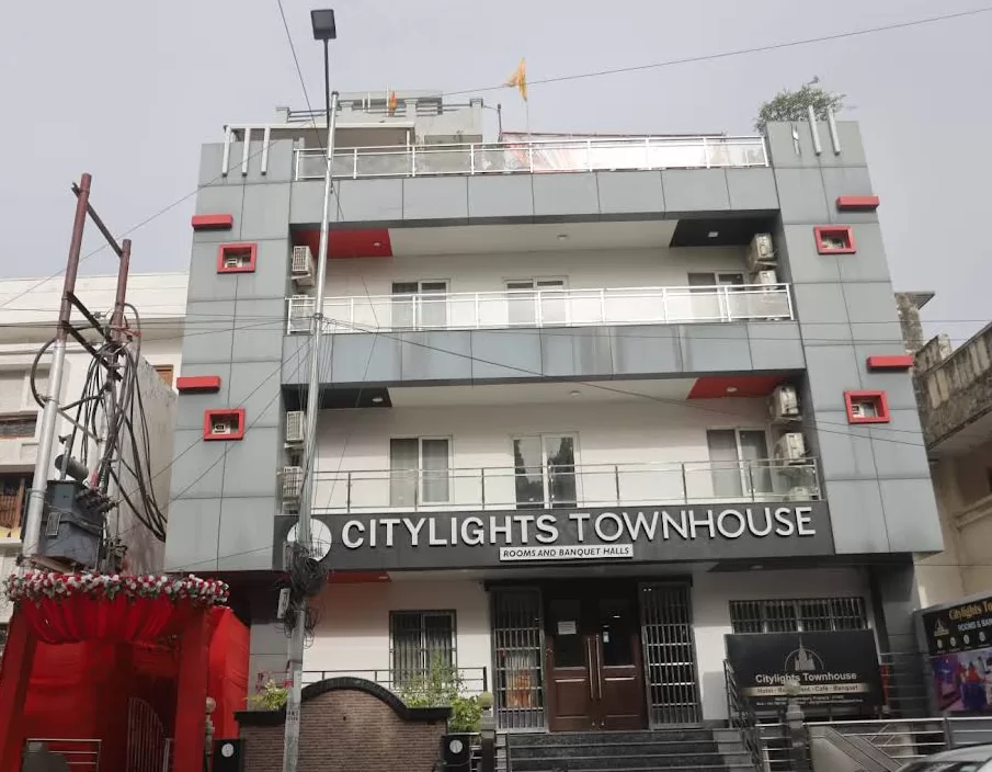Citylights Townhouse Hotel Prayagraj