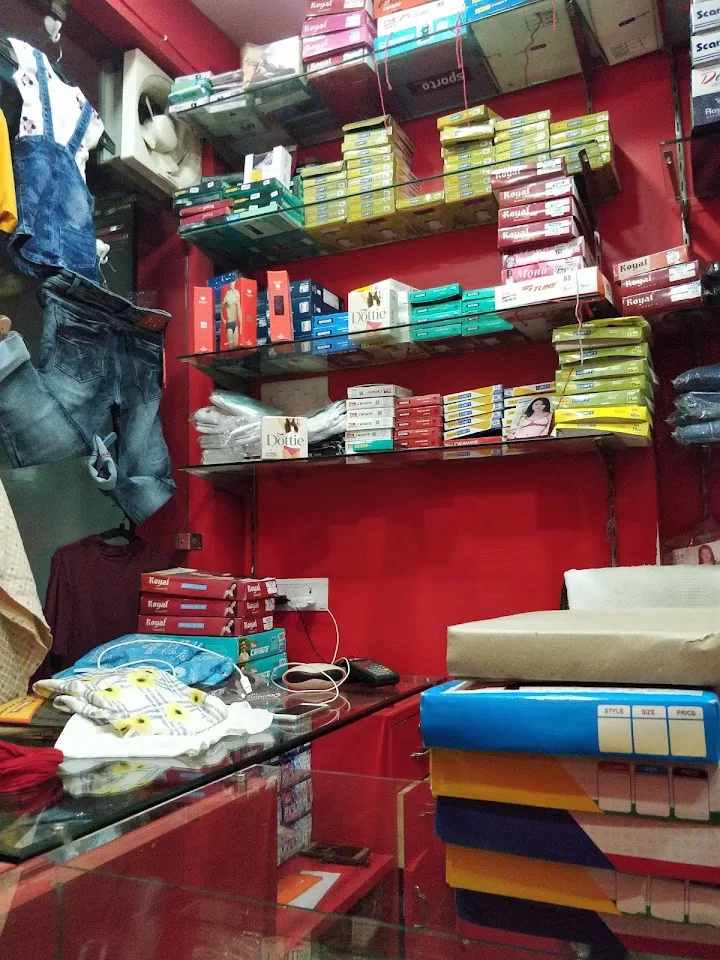 AJ Fashion Hub – Best Clothing Store in Prayagraj | Trendy & Affordable Fashion for Men, Women & Kids