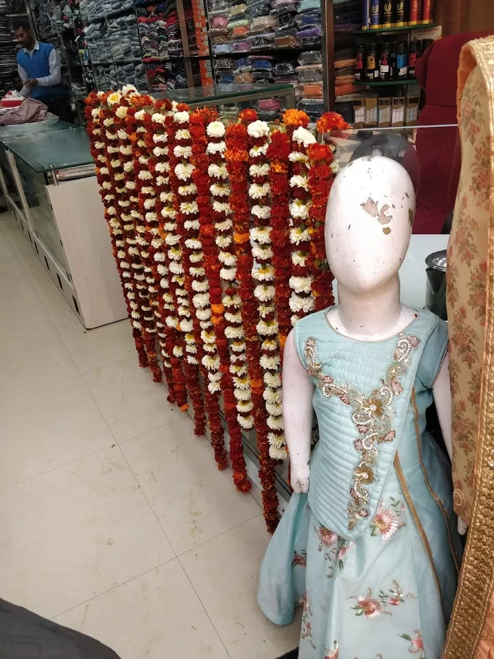 Amit Collection – Best Fashion Store in Naini, Prayagraj | Trendy & Affordable Clothing