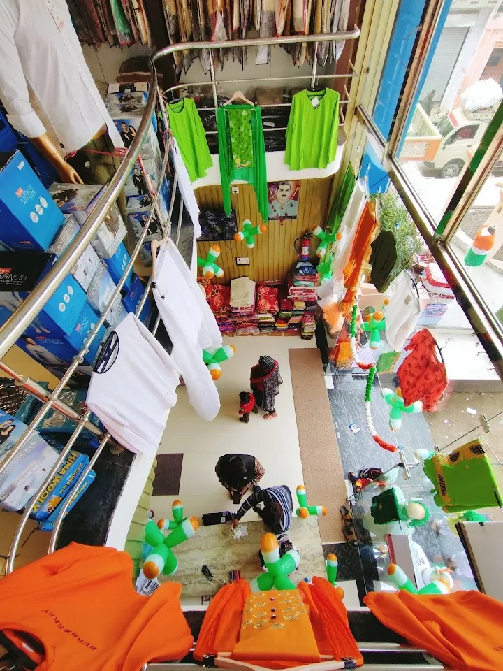 Bittu Bazar – The Ultimate Shopping Destination in Karma, Prayagraj | Best Deals & Offers