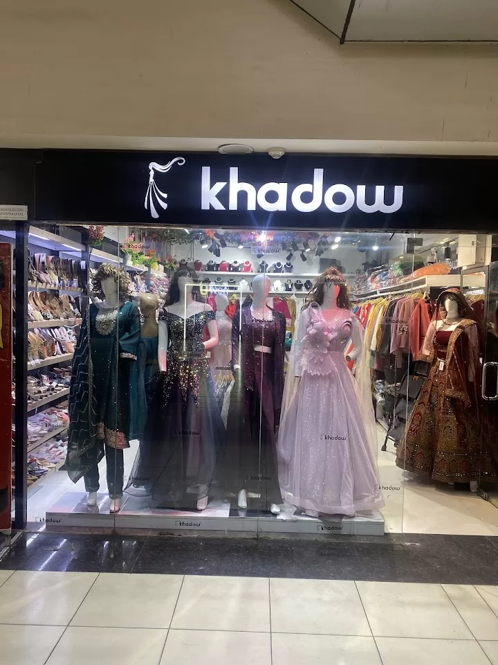 Khadow Women – Best Women’s Fashion Store in Prayagraj for Trendy & Elegant Apparel