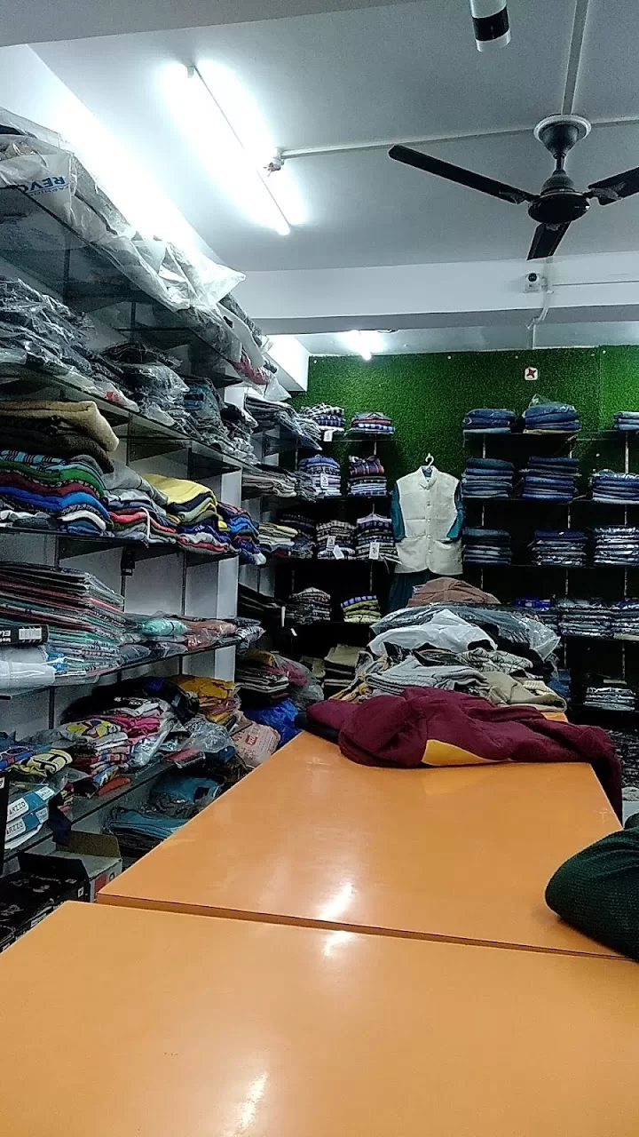 Nagina Garment – Handia’s Ultimate Fashion Hub for Trendy & Affordable Clothing