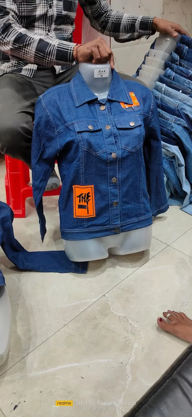 Priya Garments – Best Clothing Store in Mundera Bazar, Prayagraj for Trendy & Affordable Fashion