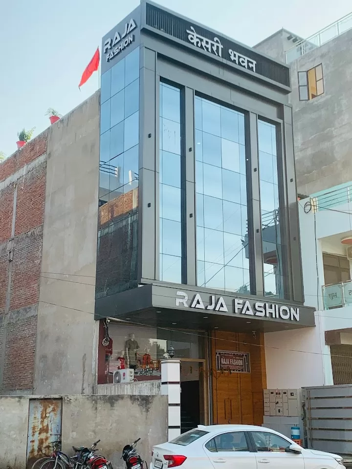 Raja Fashion – Best Clothing Store for Trendy & Affordable Apparel in Prayagraj