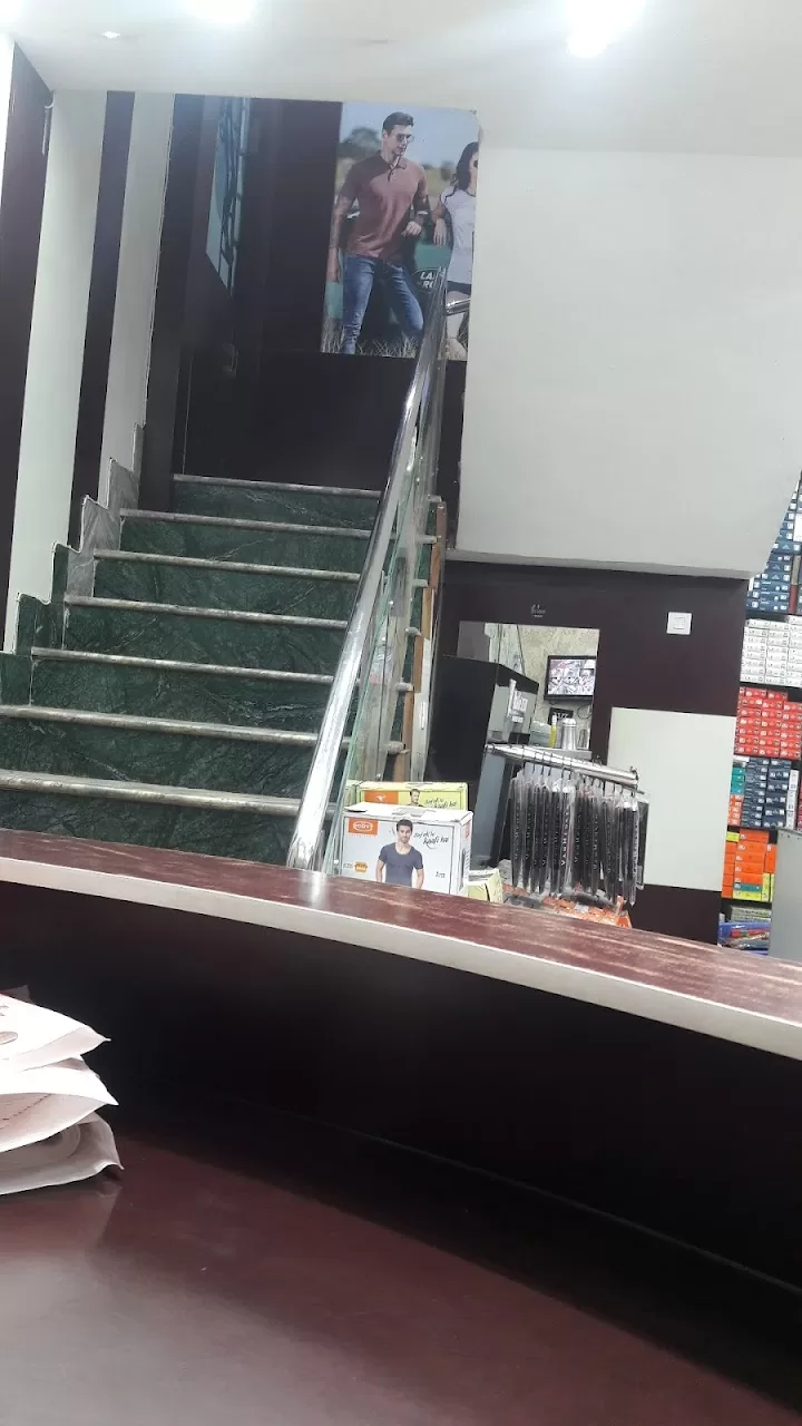 Rajgharana Garments – Exclusive & Affordable Fashion in Prayagraj