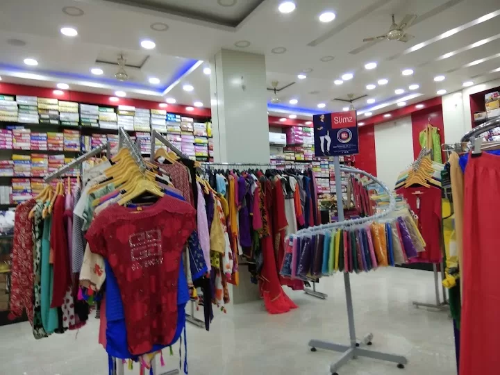 Rajgharana Garments – Exclusive & Affordable Fashion in Prayagraj