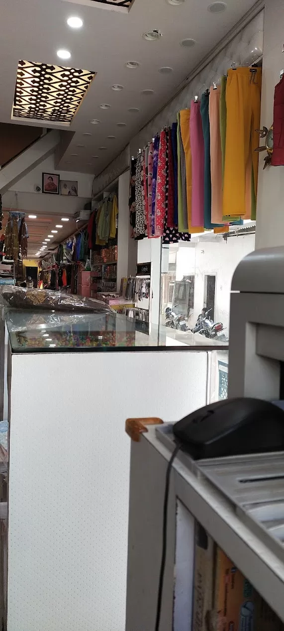 Sanjay Garments – Best Clothing Store in Prayagraj | Trendy & Affordable Fashion for All