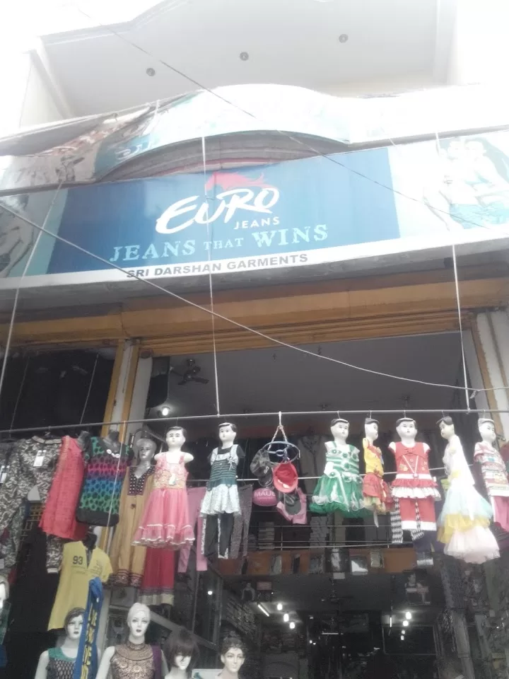 Shree Darshan Garments – Best Clothing Store in Naini, Prayagraj | Trendy & Affordable Fashion for All