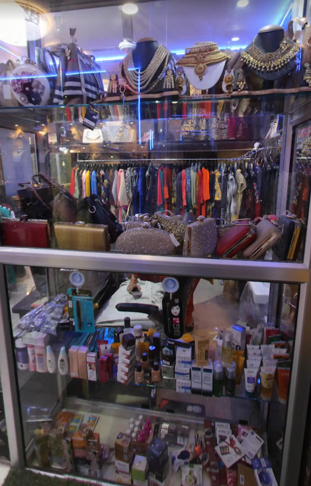 The Queen – Best Women’s Fashion Boutique in Naini, Prayagraj | Trendy Western Wear & Ethnic Styles