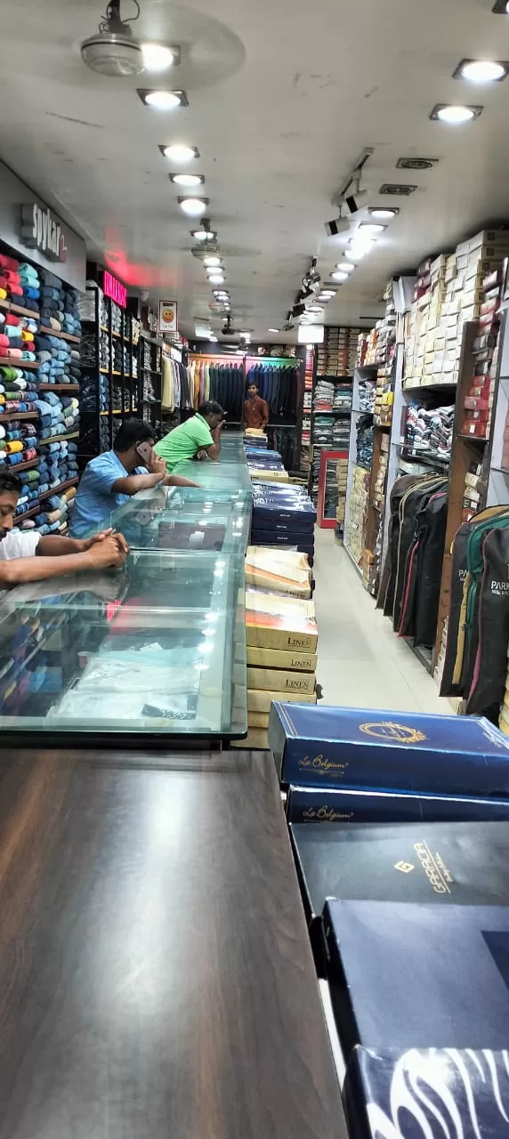 Yati Roop Luxmi Creations – Best Ethnic & Casual Wear Store in Prayagraj for Men, Women & Kids