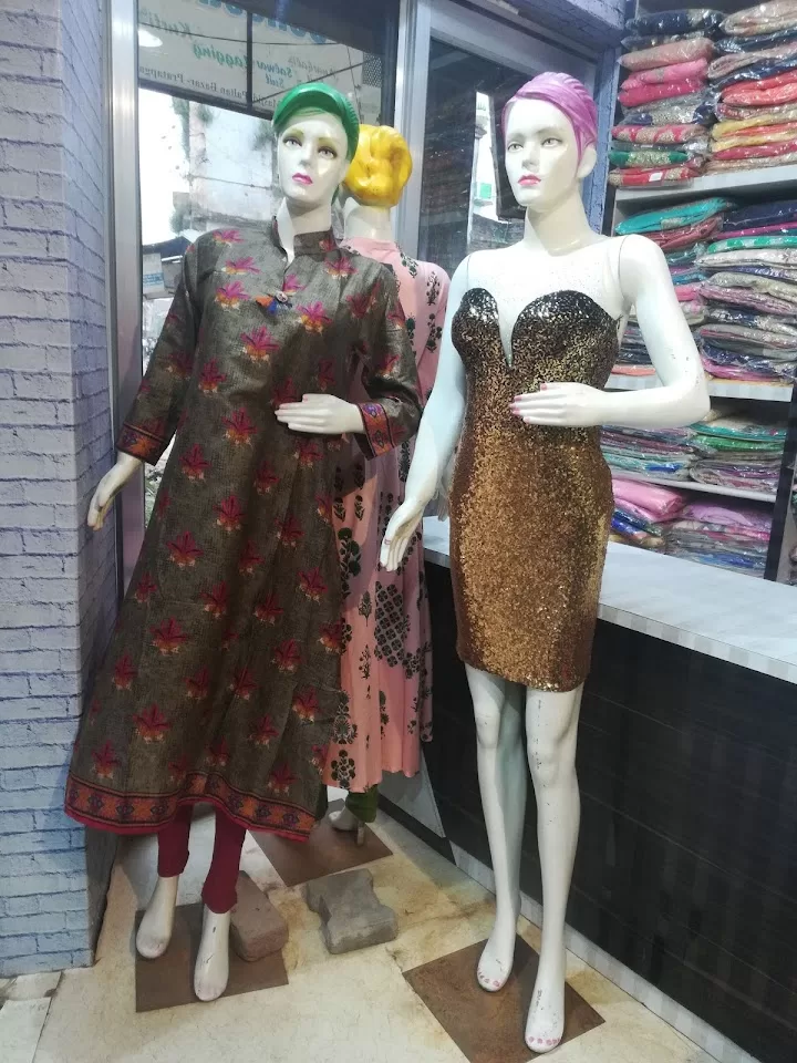 Discover the Ultimate Fashion Destination – MANNAT COLLECTION in Pratapgarh