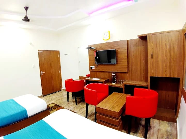 Comfort & Convenience Redefined at City Hotel Prayagraj – A Trusted Stay Near Johnstonganj Chauraha