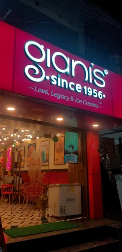 Experience Timeless Indulgence Since 1956 – Giani’s Legendary Ice Cream, Shakes & Sundaes in Civil Lines, Prayagraj