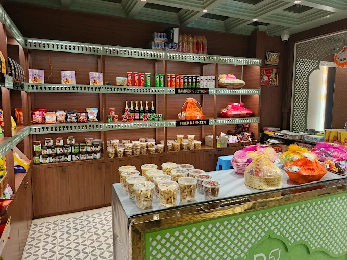 Legendary Taste Since 1942 – Hira Halwai & Sons | Best Sweet Shop & Restaurant in Prayagraj