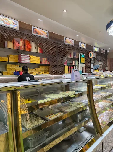 Legendary Taste Since 1942 – Hira Halwai & Sons | Best Sweet Shop & Restaurant in Prayagraj