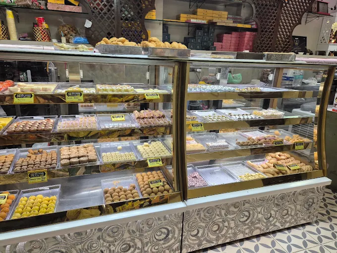 Legendary Taste Since 1942 – Hira Halwai & Sons | Best Sweet Shop & Restaurant in Prayagraj