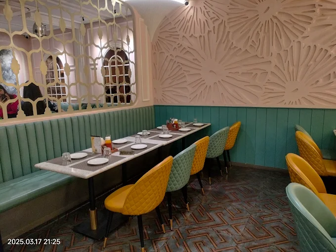 Bandhan Sweets & Restaurant – Prayagraj’s