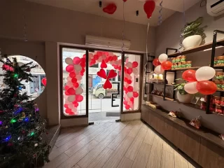 Cake-Cookie-Cafe-in-Pratapgarh