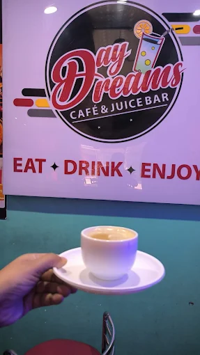 Discover Pure Bliss at Day Dreams Cafe and Juicebar – Naini’s