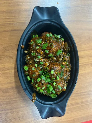 Hide Out Sweets And Restaurant