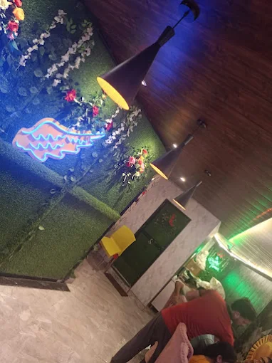 Hide Out Sweets And Restaurant