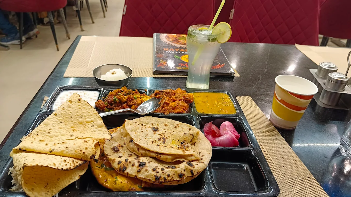 Maya Shyam Sweets And Restaurant Fatehpur