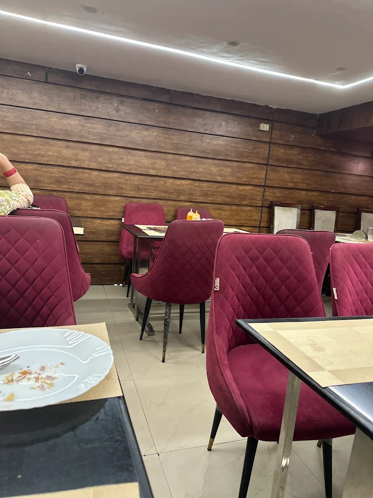 Maya Shyam Sweets And Restaurant Fatehpur