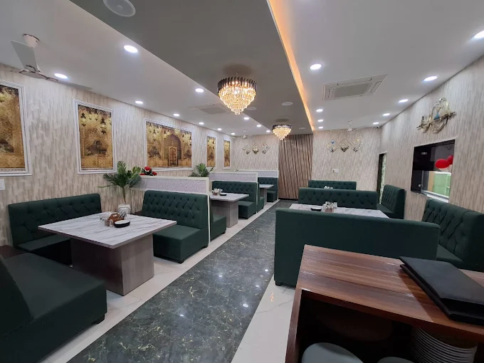RADHA RAMAN SWEETS & RESTAURANT FATEHPUR