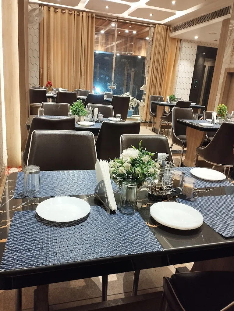 Teetu sweets and restaurant Fatehpur