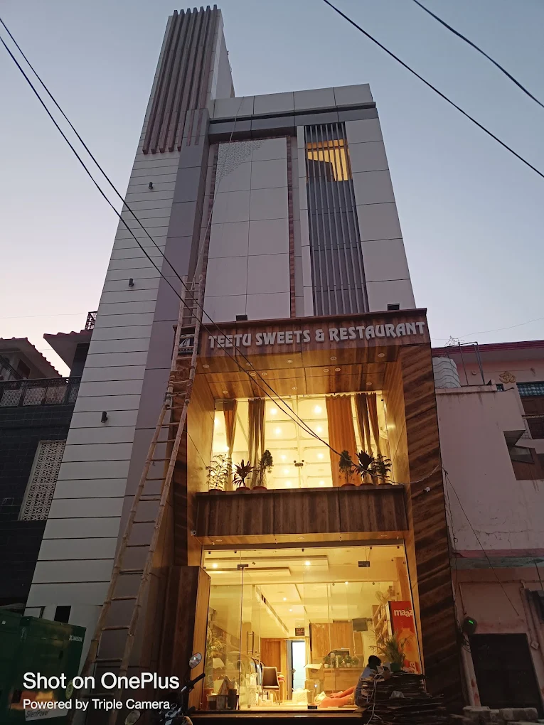 Teetu sweets and restaurant Fatehpur